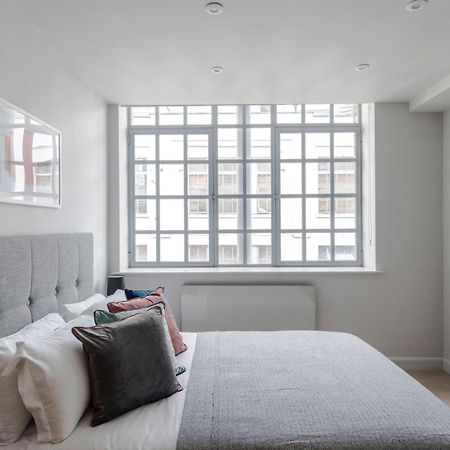 London'S Calling - Farringdon - By Frankie Says Exterior photo
